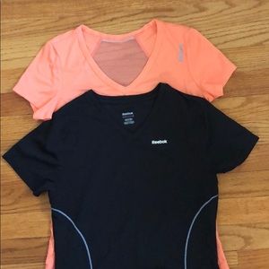 💎3/$25💎Lot of 2 Reebok 🌸 exercise tops